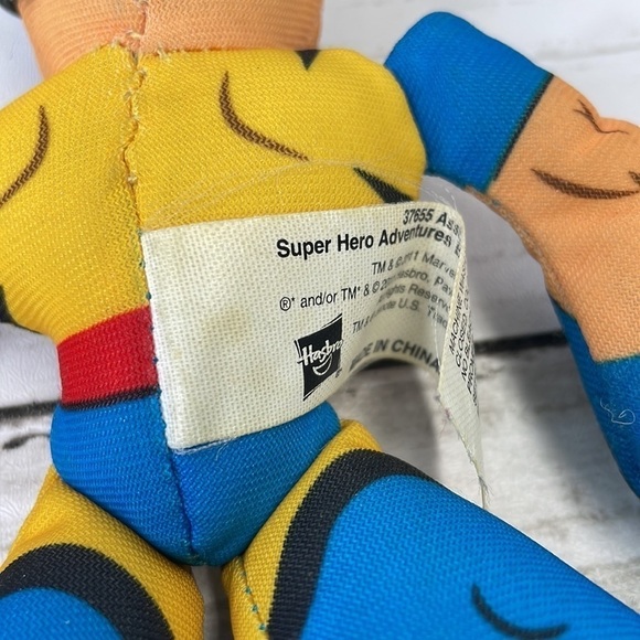 WOLVERINE PLUSH 5” MARVEL SUPER HERO X MEN - Picture 4 of 6